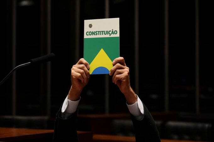 Celso de Mello: 'O espírito democrático revela sua força quando a cidadania recusa o medo como instrumento de submissão'