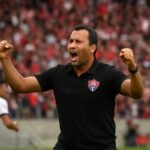 Jair Ventura celebra empate do Vitória diante do Corinthians: "Seguramos um adversário direto" - ge