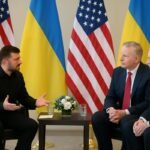 Zelensky conversa com enviados dos EUA para tentar aliviar tensão entre países